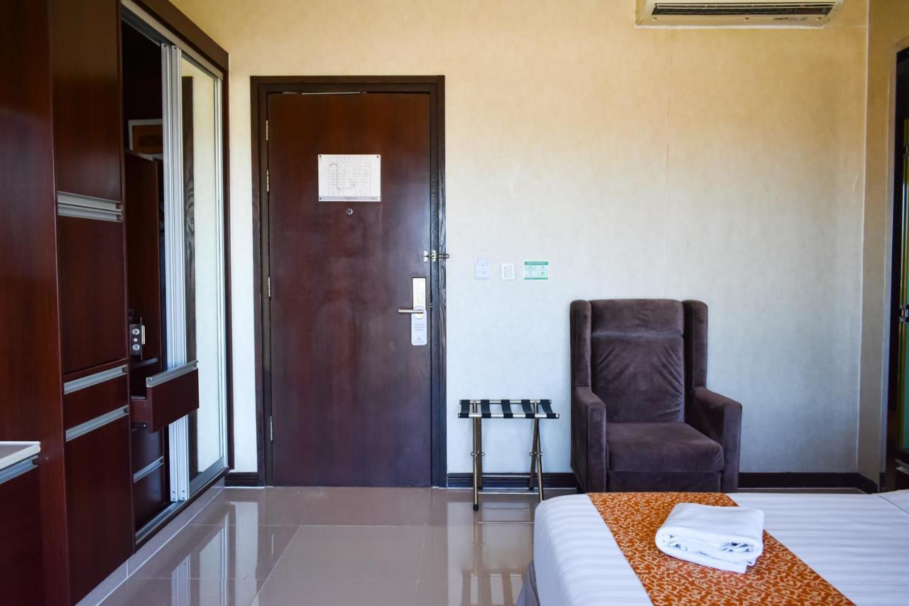 Mg Grand Hotel Olongapo Zewnętrze zdjęcie