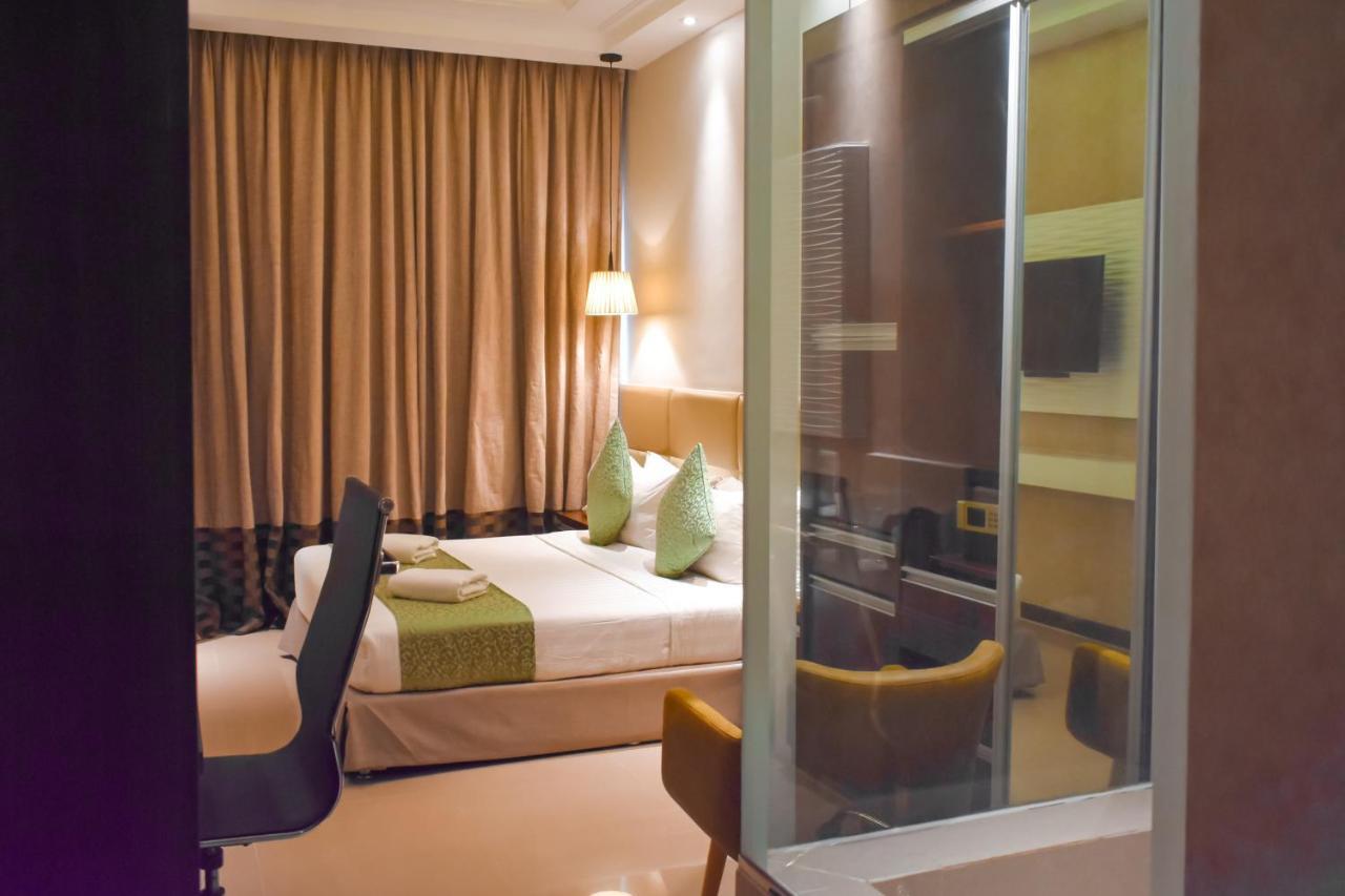 Mg Grand Hotel Olongapo Zewnętrze zdjęcie