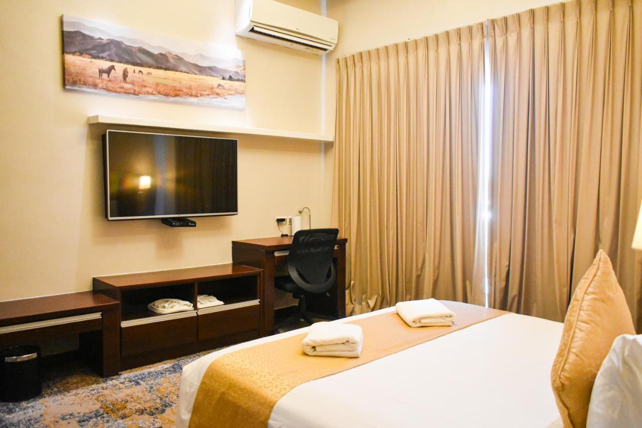 Mg Grand Hotel Olongapo Zewnętrze zdjęcie